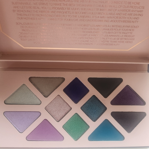 ĀTHR BEAUTY Moonlight Crystal Palette - Picture 7 of 12